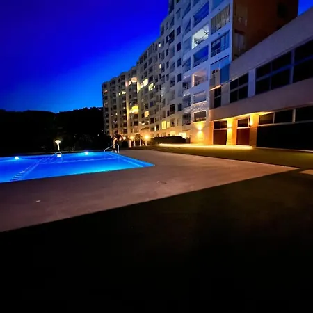 Beachfront Luxe 1 By Gloove *